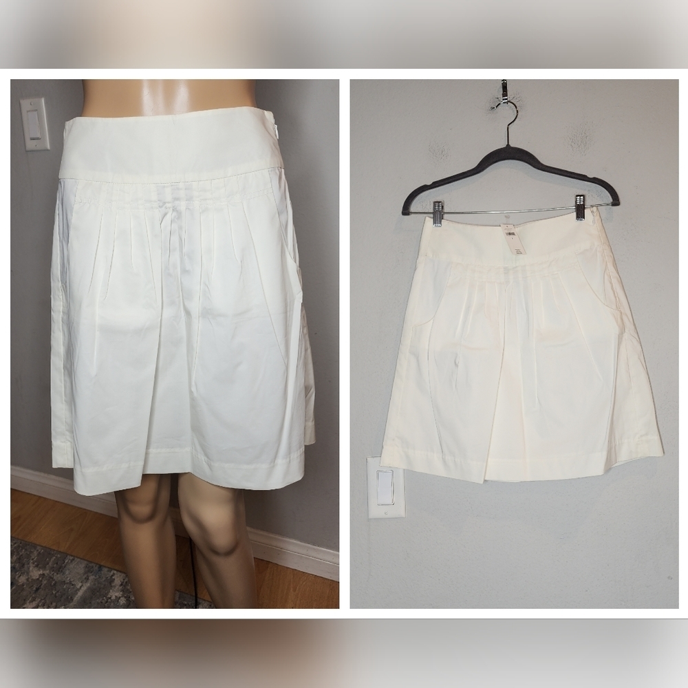 NWT Banana Republic White cotton/nylon/spandex skirt.  Size 2. Pockets